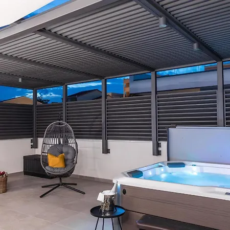 Vila In Croatia Near Adriatic Coast Podstrana